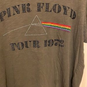 Women’s XL Pink Floyd official tour t-shirt embroidered rainbow burnout style